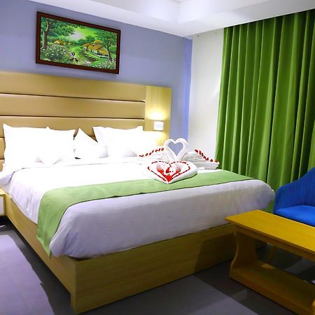 Abhayaa Hotel 维沙卡帕特南 外观 照片