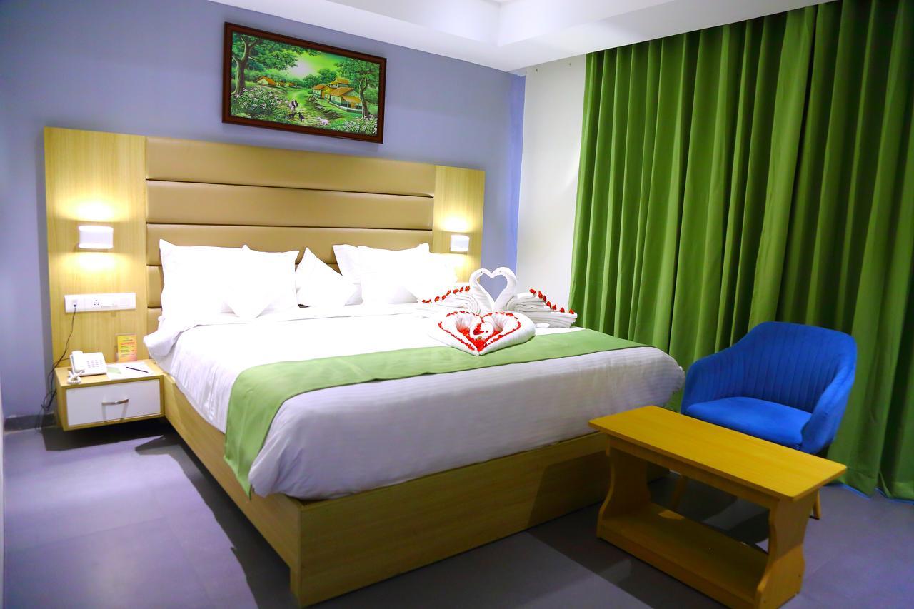 Abhayaa Hotel 维沙卡帕特南 外观 照片