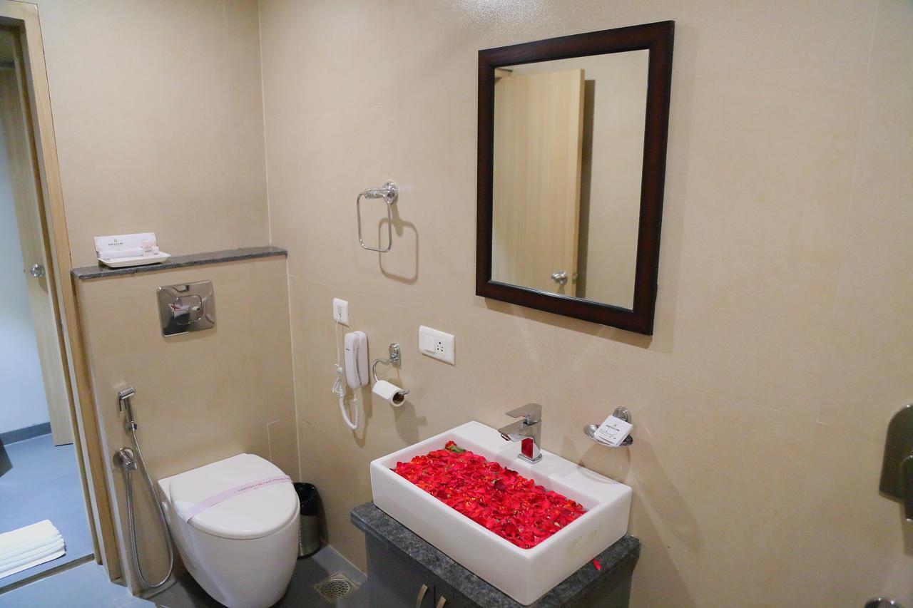 Abhayaa Hotel 维沙卡帕特南 外观 照片