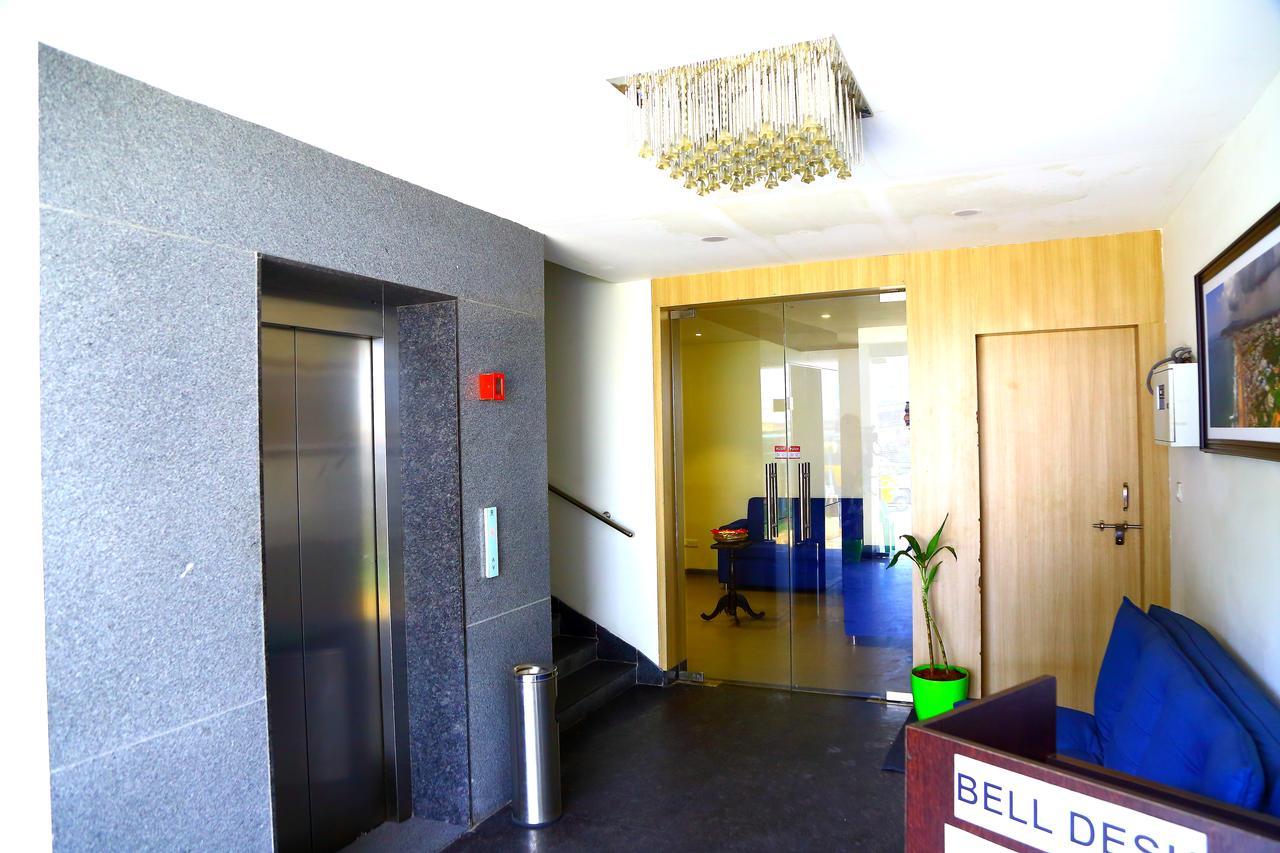 Abhayaa Hotel 维沙卡帕特南 外观 照片